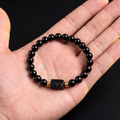SEROVA Bracelet In Hand
